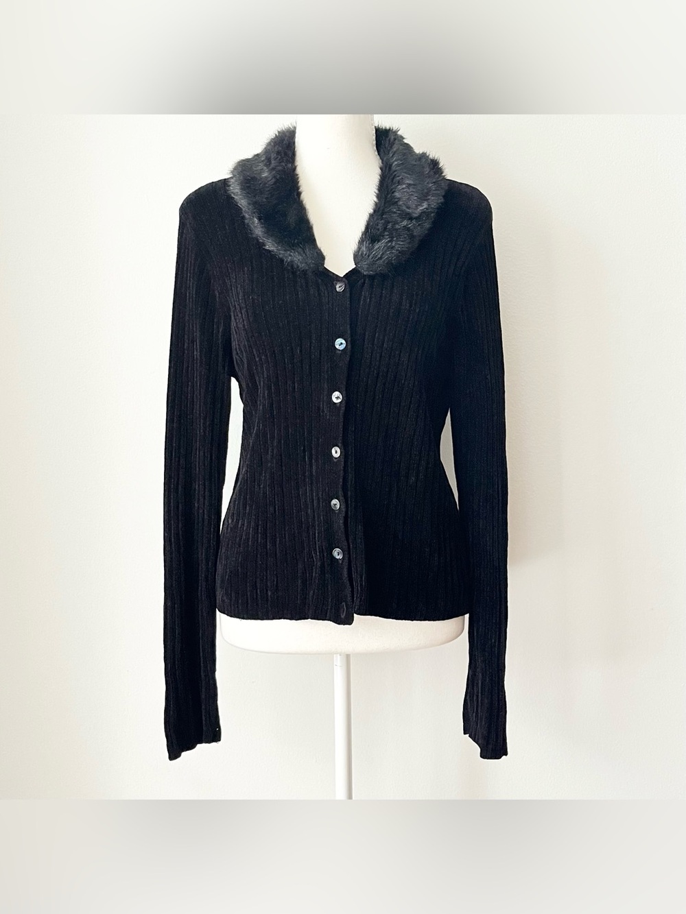 Vintage Lord & Taylor Women's Black Chenille Cardigan Sweater Fur Collar Size M